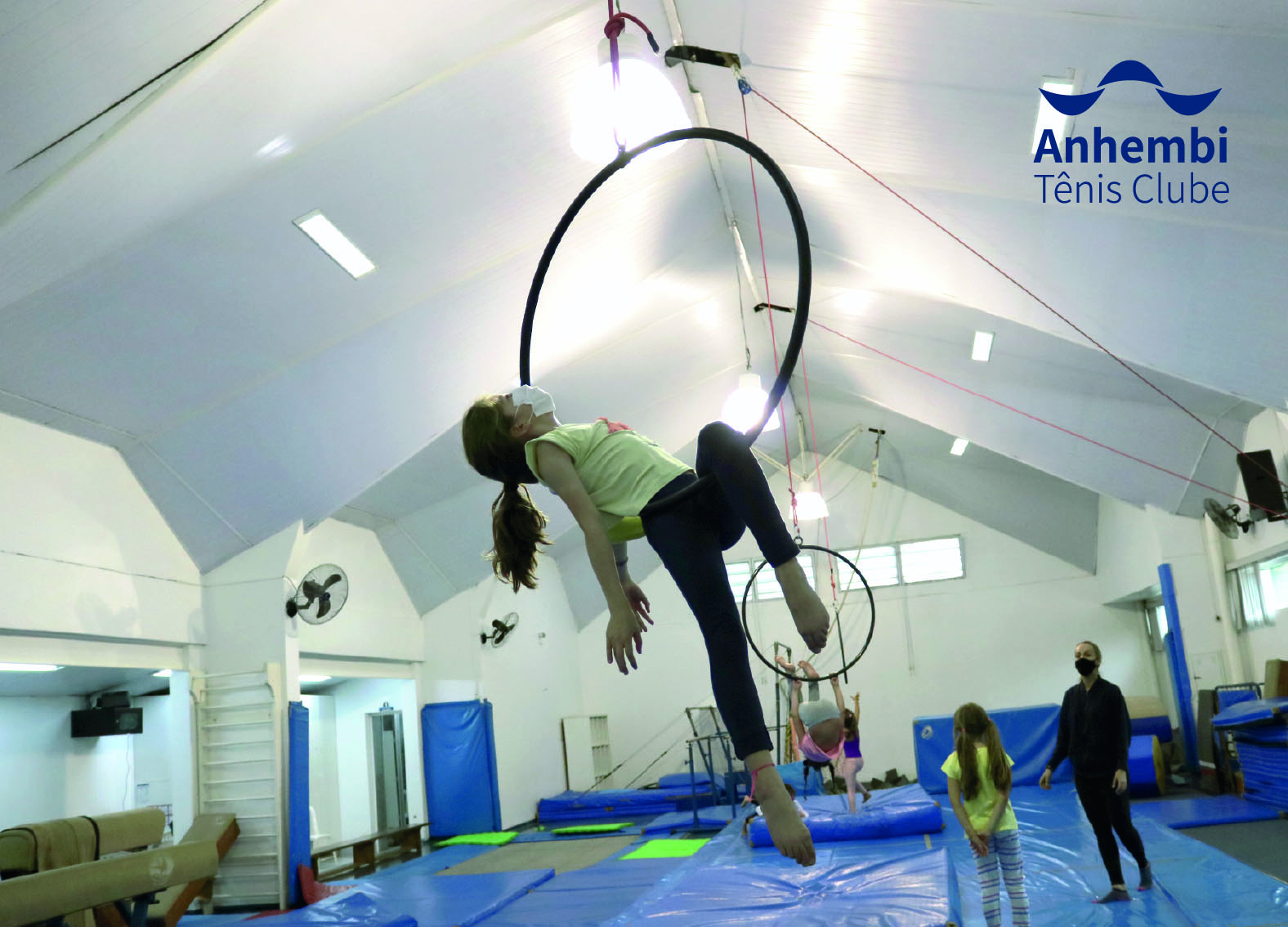 Acrobacias A?reas